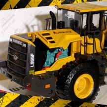 Модель фронтального погрузчика SDLG L955F (1:35)