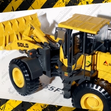 Модель фронтального погрузчика SDLG L955F (1:35)